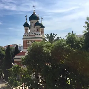 https://studio-cosy-nice.fr-provencehotel.com